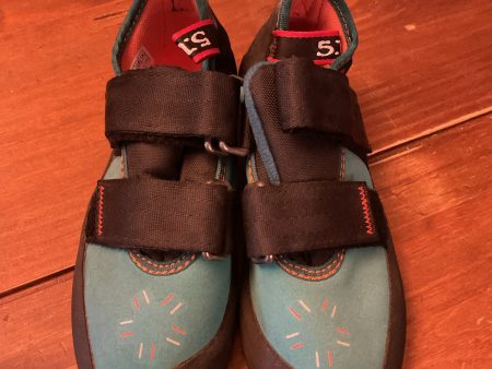 Five Ten Anasazi LV Climbing Shoes Women s 5.5 Online now