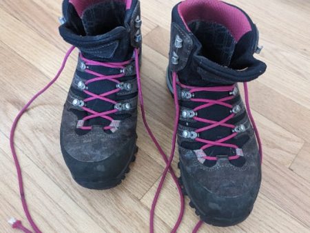 AKU Alterra GTX Hiking Boots Women s 9.5 on Sale