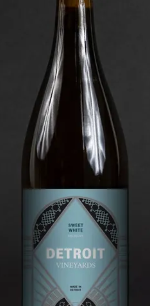 NV Detroit Vineyards Sweet White, Michigan, USA (750ml) For Cheap