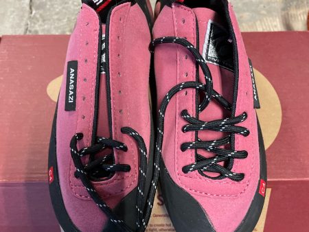 Five Ten Anasazi Lace Climbing Shoes Women s 5.5   Men s 4.5 on Sale