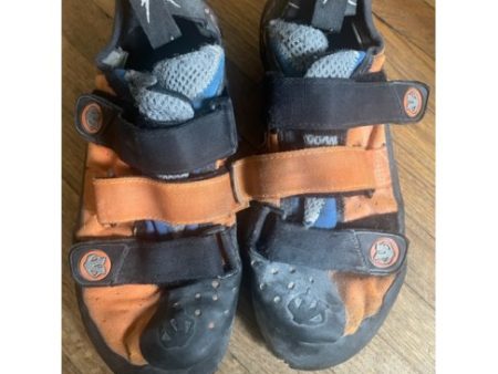 Evolv Shaman Climbing Shoes Men s 11 Hot on Sale