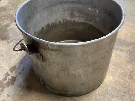 9  Pot Sale